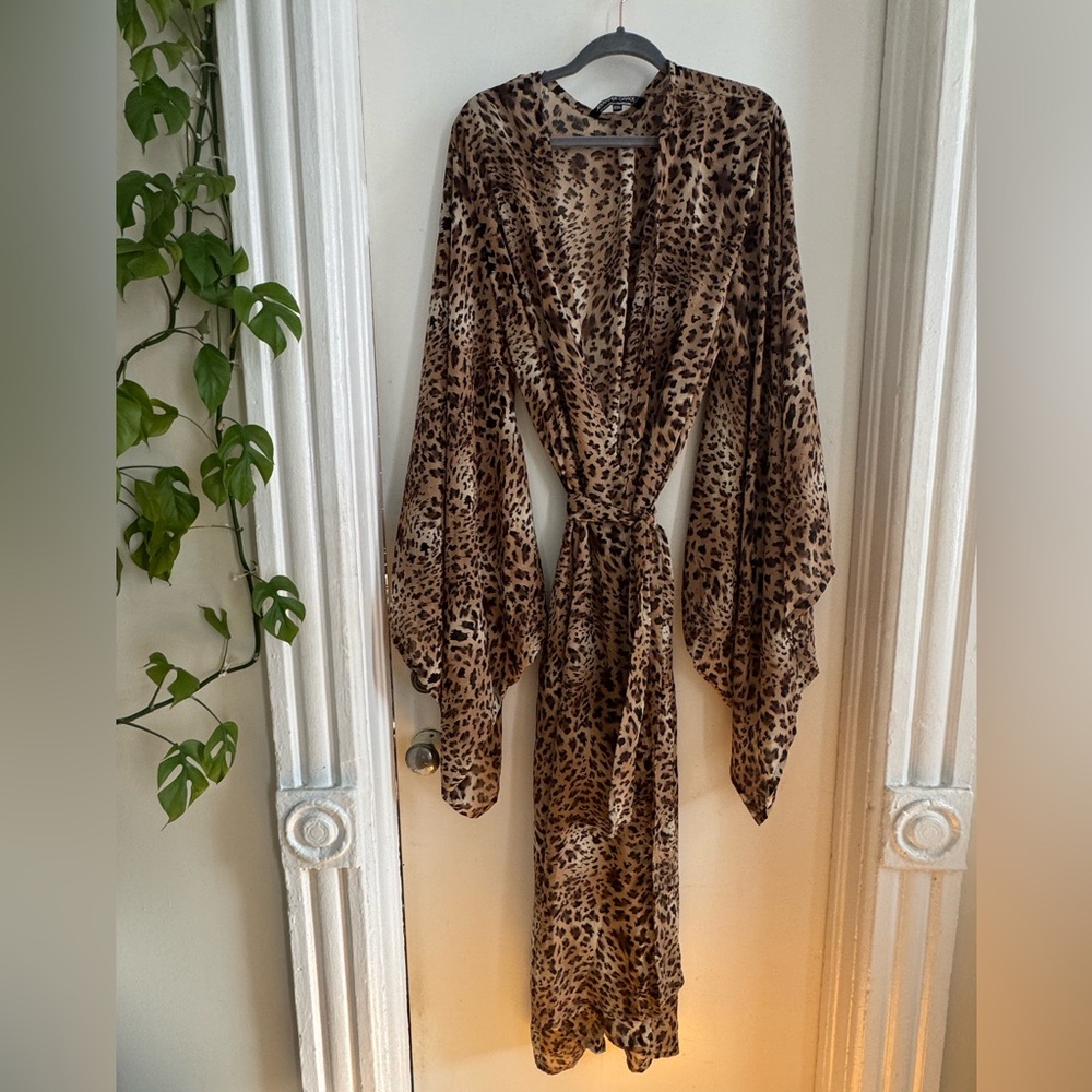 Jennafer Grace Leopard Print Kimono